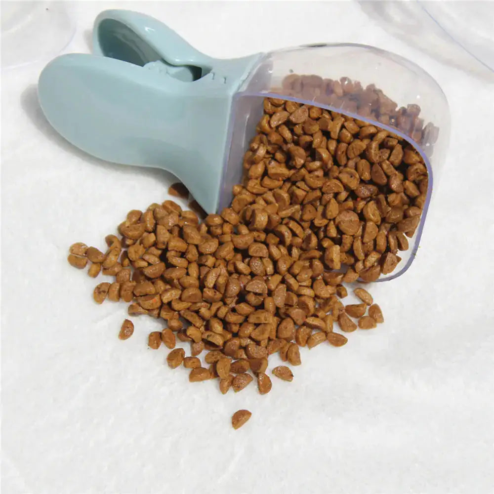 Pet Food Spoon with ergonomic handle and high-quality plastic design, ideal for scooping and serving pet food efficiently.