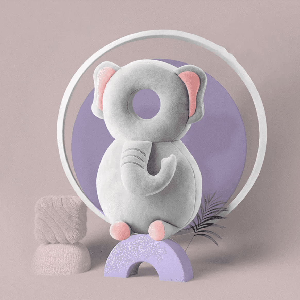 Soft frog-shaped toddler head cushion for fall protection